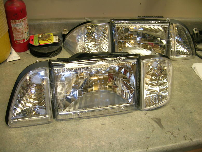 How To Equip Your 87-89 Mustang with HID Headlights - Projection! — photo 1