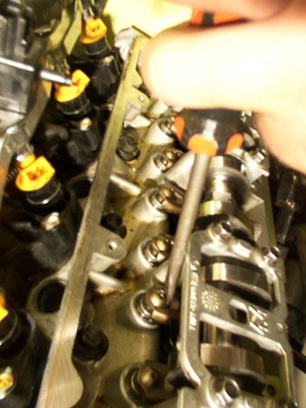 DCP_0021.JPG (70129 bytes) How to install Cams on a Mustang GT 4.6L V8 — photo 19
