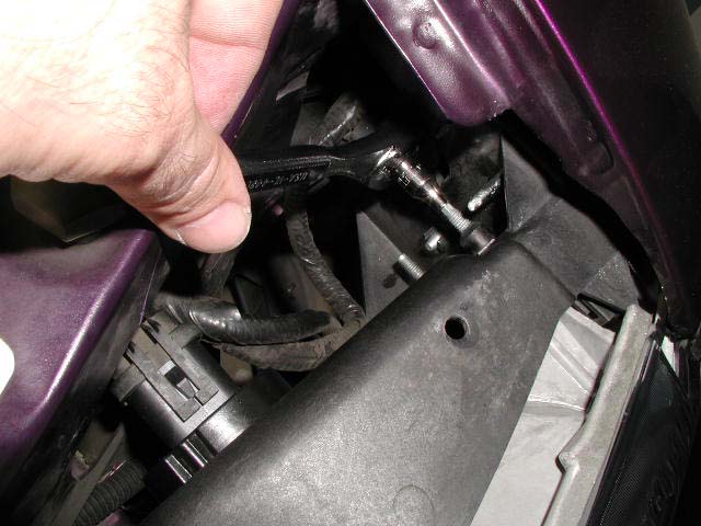 How to install Cobra headlights on your 94-98 Mustang — photo 10
