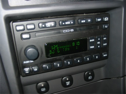 12.jpg (43543 bytes) How To hook up and iPod to your Mustang Mach 460 factory radio — photo 24