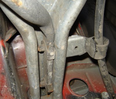 How to install a Rear Sway Bar on a Mustang V6 — photo 5